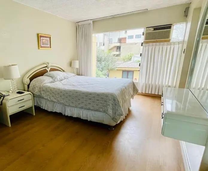 Villas Del Sol Bed & Breakfast 리마 외부 사진